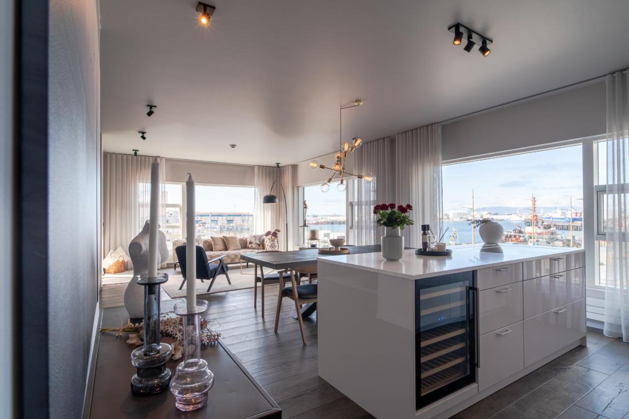 Ocean Breeze Luxury Apartment 레이캬비크 외부 사진